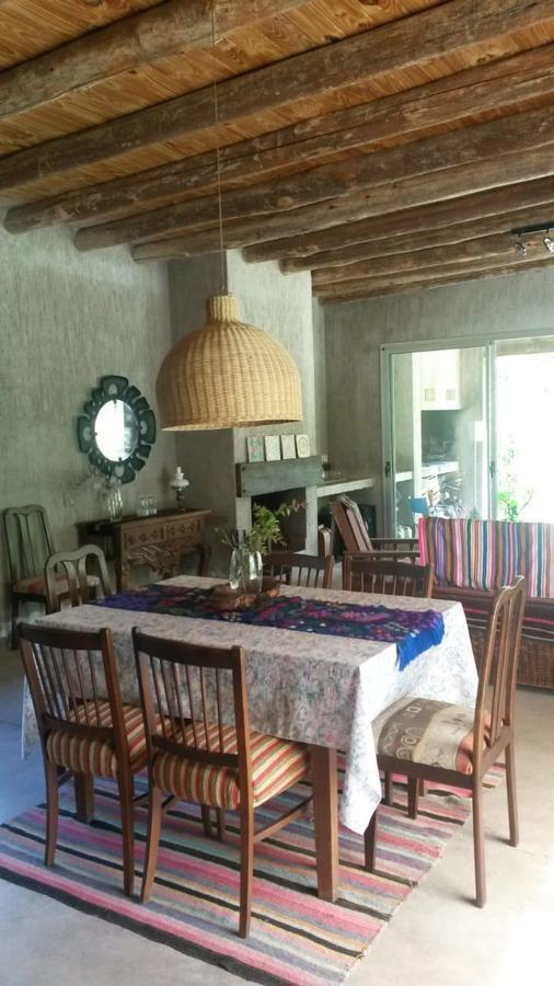 Casa Los Cerezos En Chacras De Coria Bagian luar foto