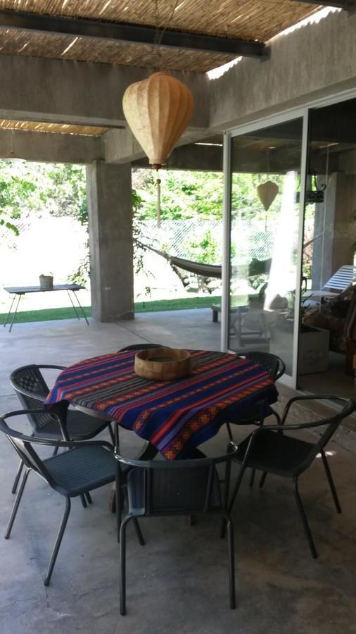 Casa Los Cerezos En Chacras De Coria Bagian luar foto