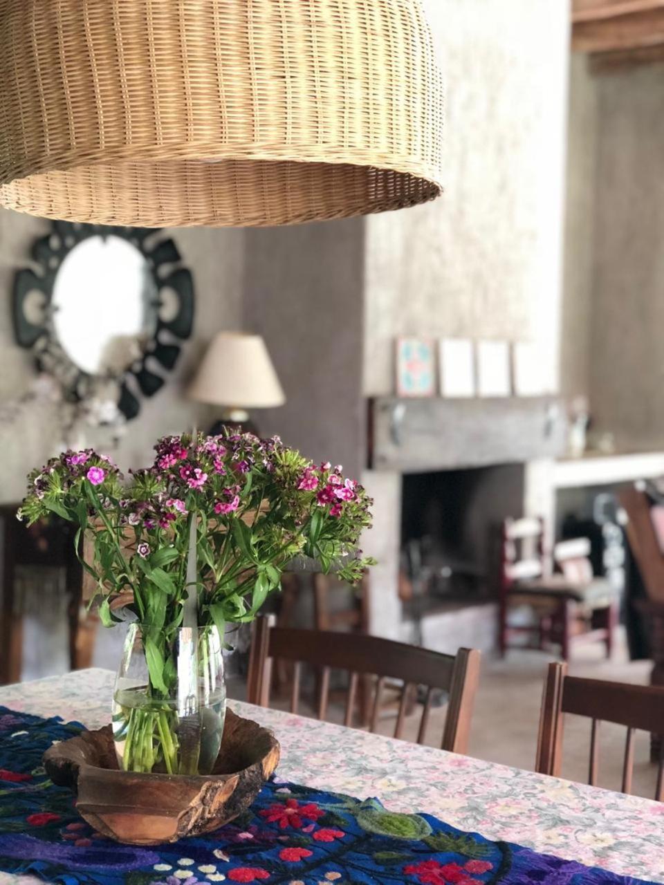 Casa Los Cerezos En Chacras De Coria Bagian luar foto