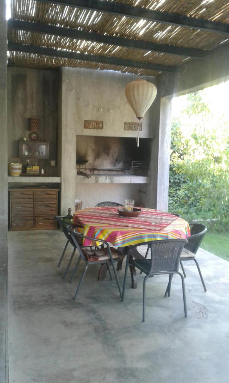 Casa Los Cerezos En Chacras De Coria Bagian luar foto